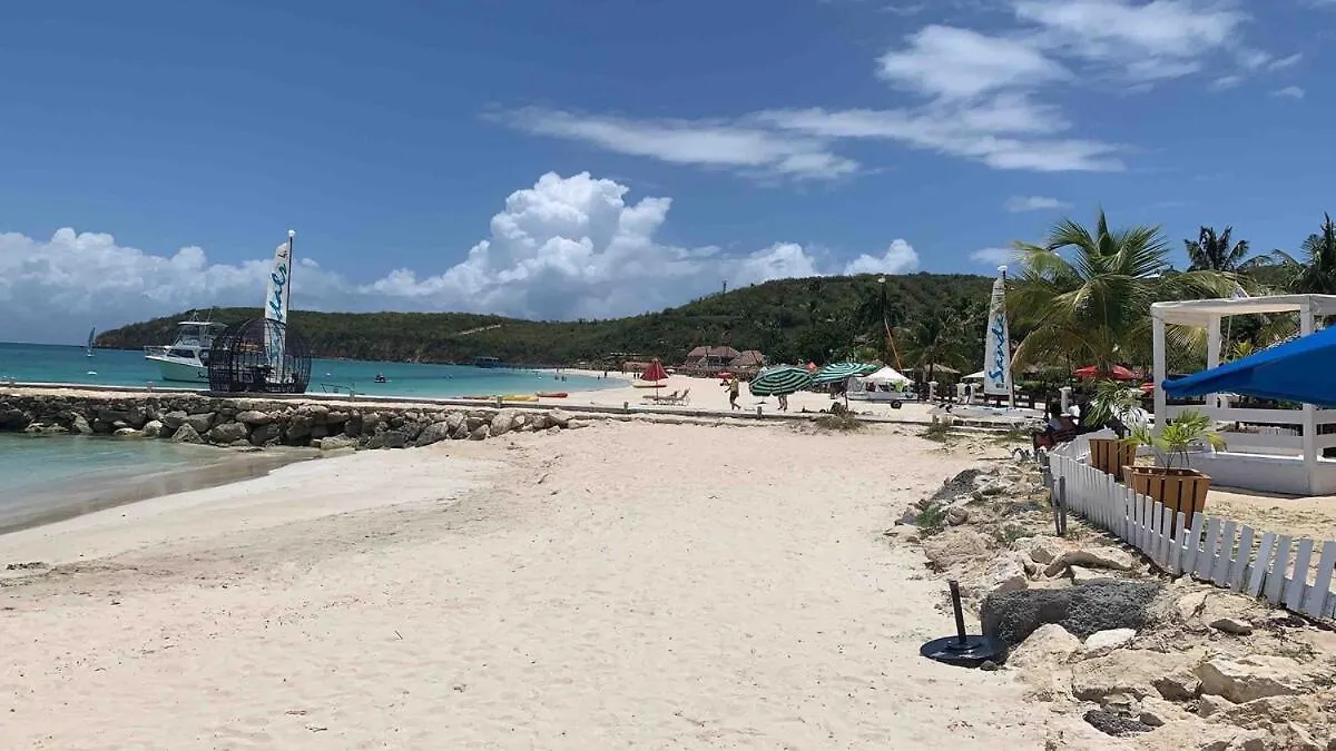 Holiday home Caribbean Living Cottage Near Beach Dickenson Bay