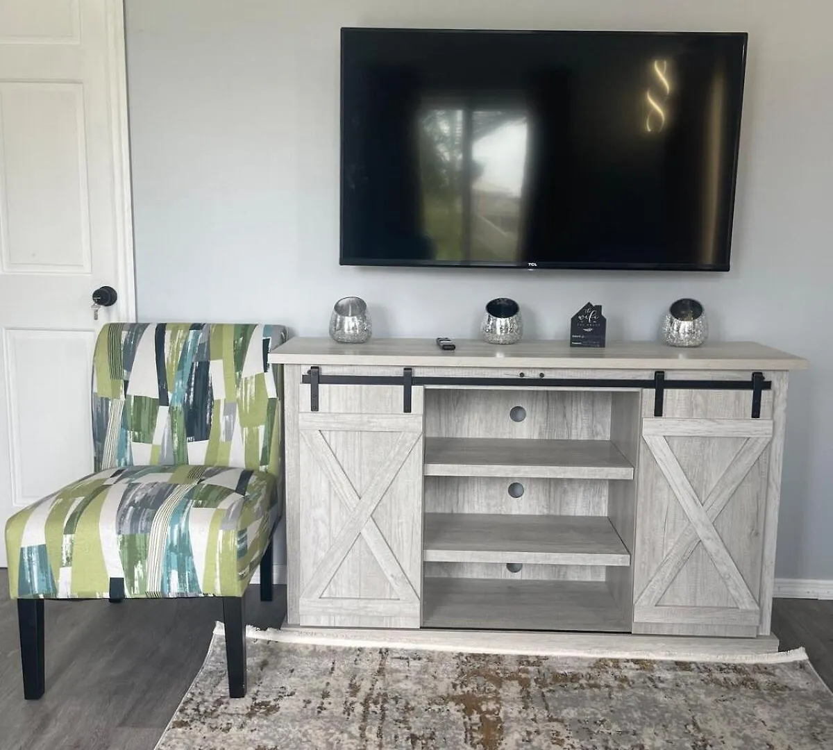 Caribbean Living Cottage Near Beach Dickenson Bay